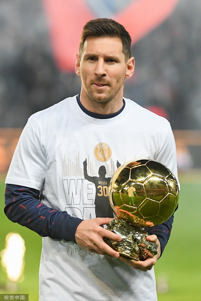 弗里克：特狮是巴萨队长，我们一致决定给他一个上场机会（弗里克：巴萨队长特尔施特根将获出场机会，这是我们一致的决定）