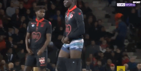 亚冠二级前瞻：卡雅5战全负表现低迷，浦项遭遇伤病困扰