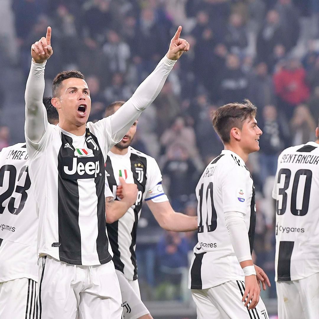 场面已经混乱！有球迷在场内SIUUUU！（现场失序！球迷在场内高喊SIUUUU）