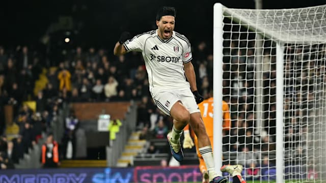 每体：法院批准了莱万特债务重组计划，并已通知俱乐部（每体：法院已核准莱万特债务重组方案，并向俱乐部发出通知）