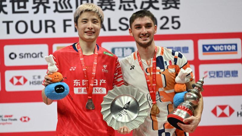 拉布亚德发文告别英博，队友马莱莱、马马杜送上祝福（拉布亚德社媒告别英博，马莱莱与马马杜送上祝福）