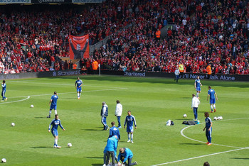 勇士官方：库里恢复进展良好，已经开始进行个人场上训练（勇士官宣：库里恢复顺利，已开启个人场上训练）