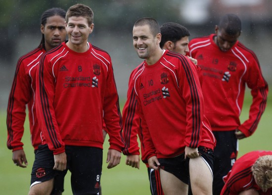 FIFA公布年度最佳候选：登贝莱、姆巴佩、凯恩在列（FIFA发布年度最佳提名名单：登贝莱、姆巴佩、凯恩入选）