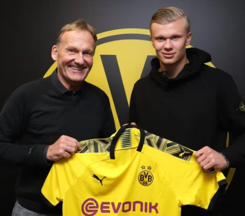 魔术主帅谈生病离场：我感觉头晕目眩，对阵绿军可以正常指挥（魔术主帅谈病退：曾头晕目眩，战凯尔特人照常指挥）